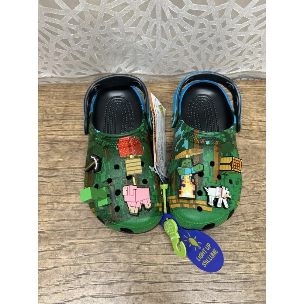 CROCS brand new